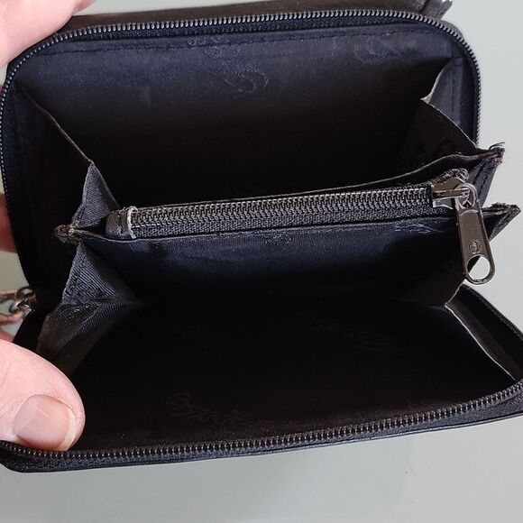 Fossil Leather Wallet - Picture 4 of 9